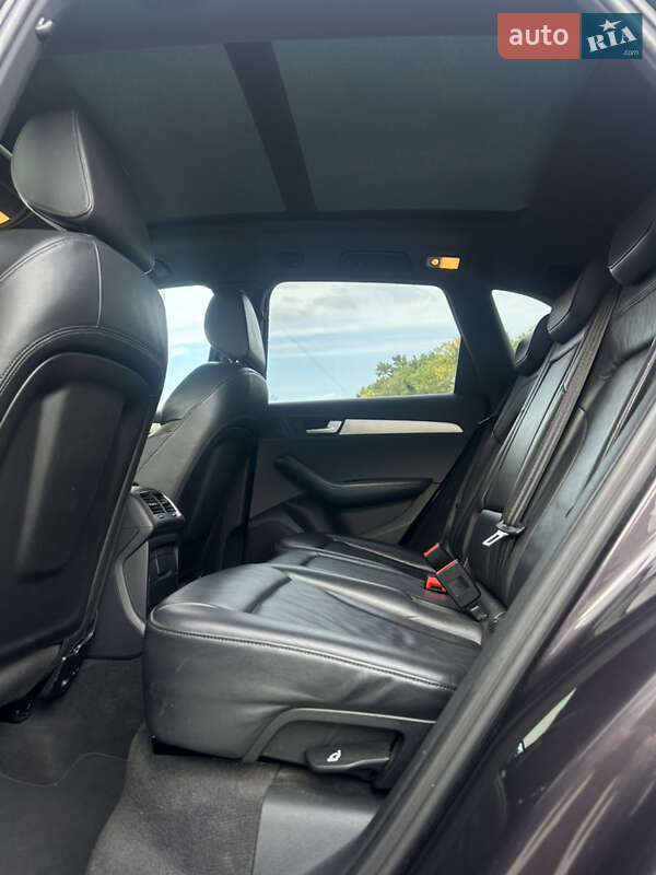Позашляховик / Кросовер Audi Q5 2012 в Луцьку фото 27 Позашляховик / Кросовер Audi Q5 2012 в Луцьку