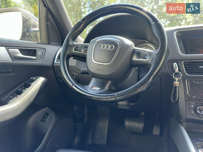 Позашляховик / Кросовер Audi Q5 2012 в Луцьку фото 55 Позашляховик / Кросовер Audi Q5 2012 в Луцьку