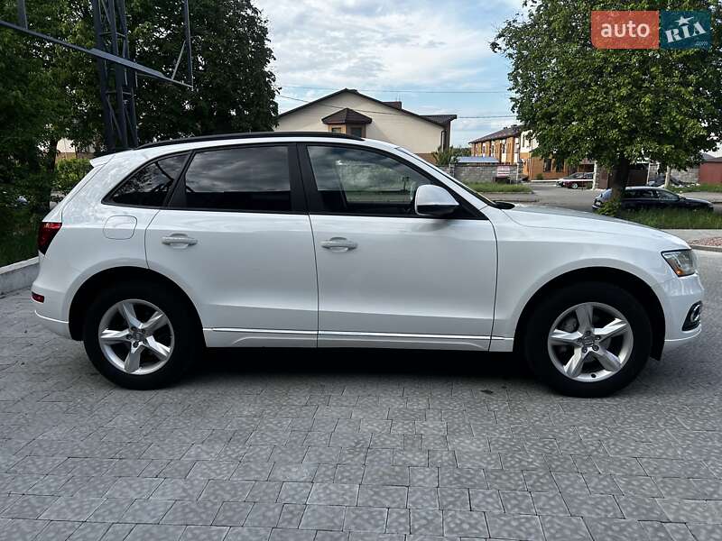 Внедорожник / Кроссовер Audi Q5 2015 в Ровно