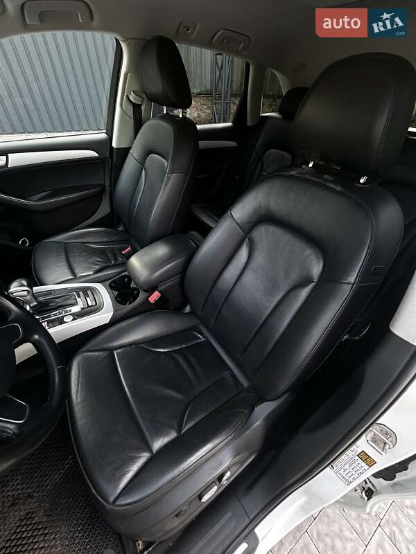 Внедорожник / Кроссовер Audi Q5 2015 в Ровно