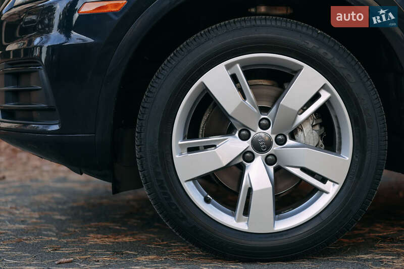 Позашляховик / Кросовер Audi Q5 2019 в Києві фото 3 Позашляховик / Кросовер Audi Q5 2019 в Києві