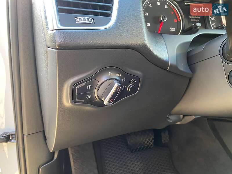 Внедорожник / Кроссовер Audi Q5 2015 в Львове