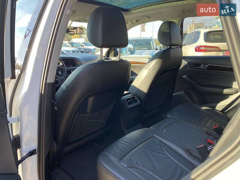 Внедорожник / Кроссовер Audi Q5 2015 в Львове