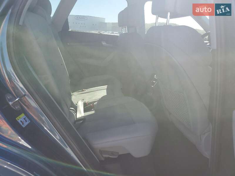 Позашляховик / Кросовер Audi Q5 2018 в Рівному