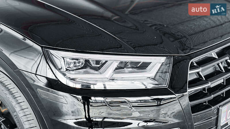 Позашляховик / Кросовер Audi Q5 2019 в Рівному