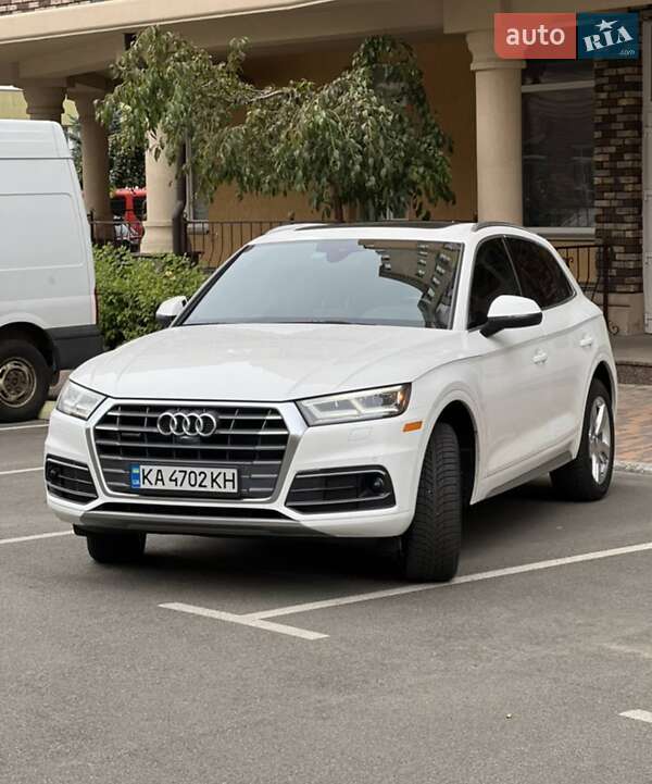 Позашляховик / Кросовер Audi Q5 2017 в Львові фото 2 Позашляховик / Кросовер Audi Q5 2017 в Львові