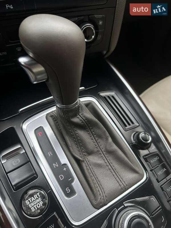 Позашляховик / Кросовер Audi Q5 2011 в Білогородці