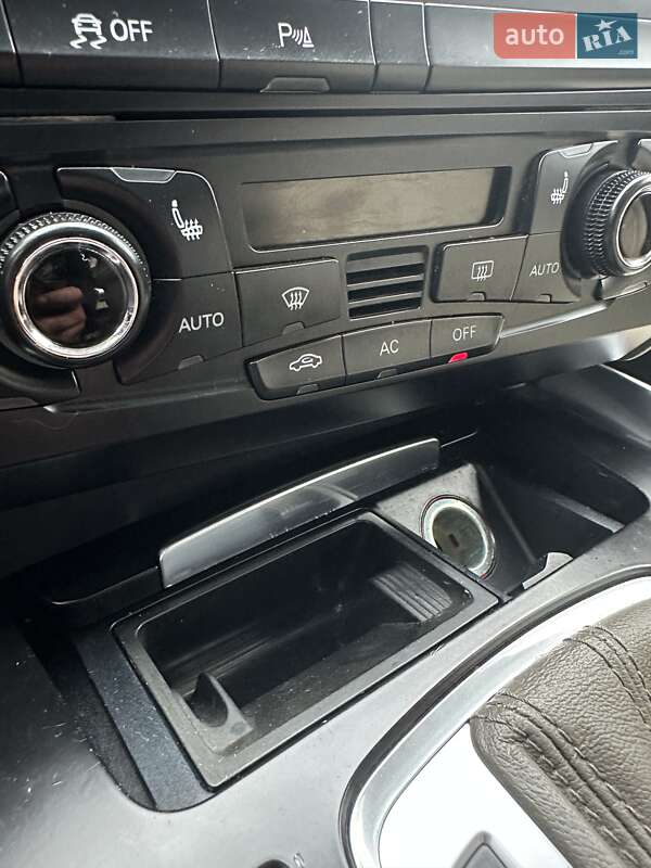 Позашляховик / Кросовер Audi Q5 2011 в Білогородці