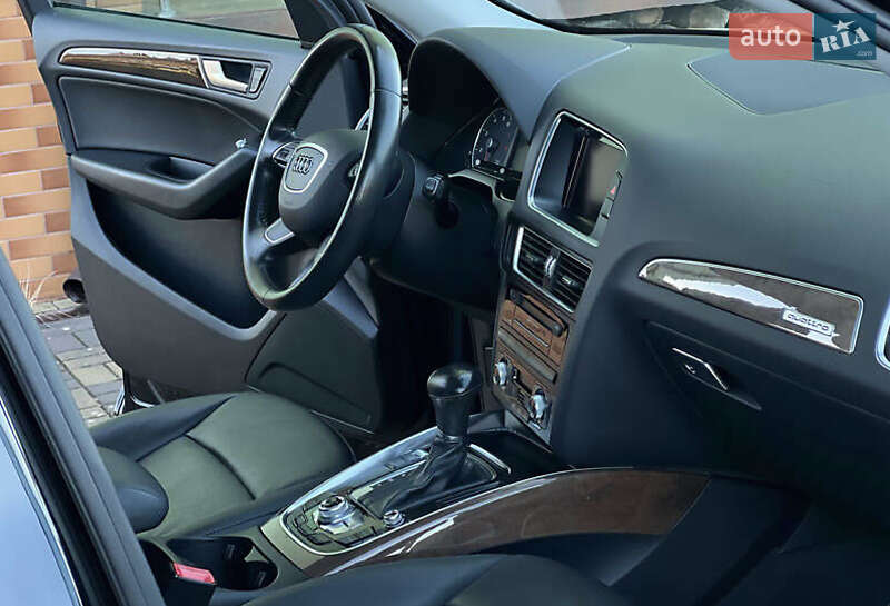 Позашляховик / Кросовер Audi Q5 2016 в Івано-Франківську