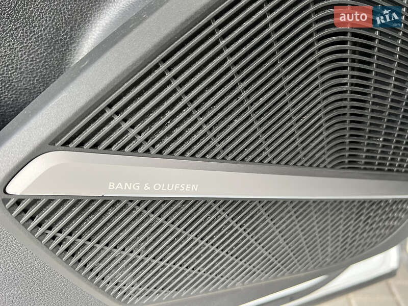 Позашляховик / Кросовер Audi Q5 2018 в Миколаєві фото 24 Позашляховик / Кросовер Audi Q5 2018 в Миколаєві