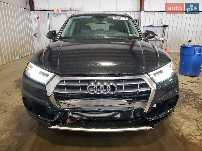 Позашляховик / Кросовер Audi Q5 2019 в Львові фото 5 Позашляховик / Кросовер Audi Q5 2019 в Львові