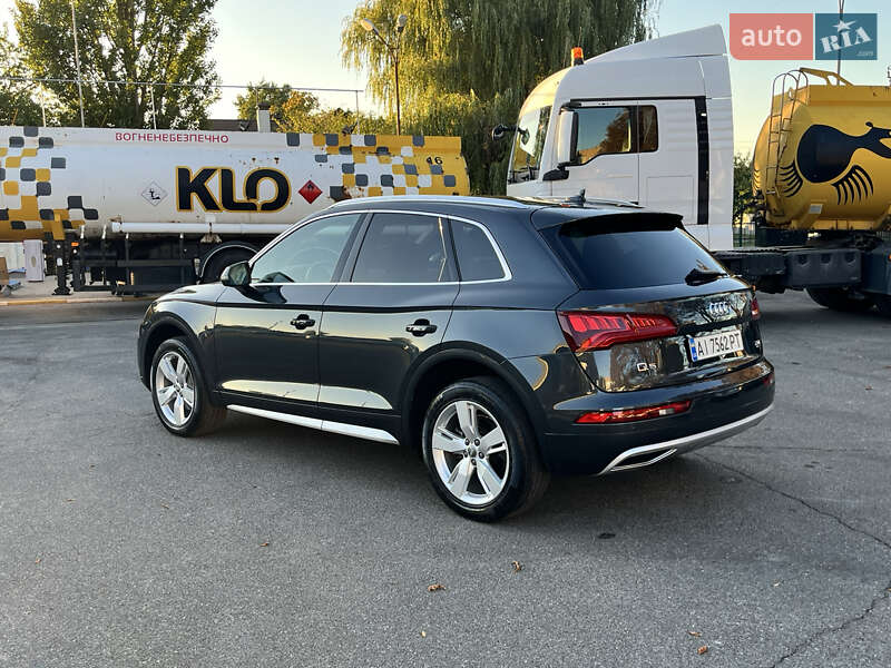 Внедорожник / Кроссовер Audi Q5 2017 в Киеве фото 4 Внедорожник / Кроссовер Audi Q5 2017 в Киеве