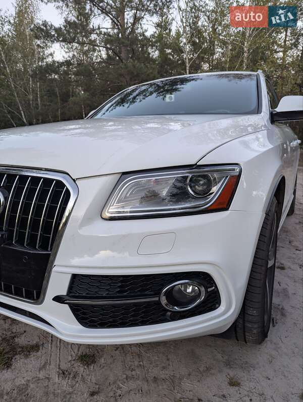 Позашляховик / Кросовер Audi Q5 2015 в Києві