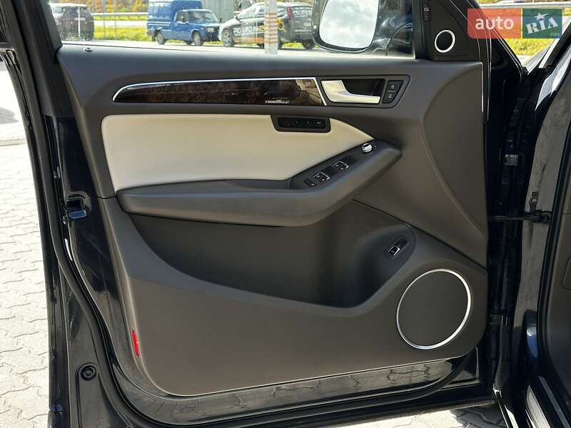 Внедорожник / Кроссовер Audi Q5 2016 в Львове