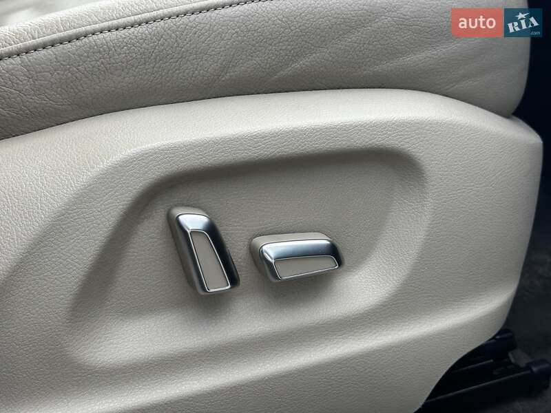 Внедорожник / Кроссовер Audi Q5 2016 в Львове