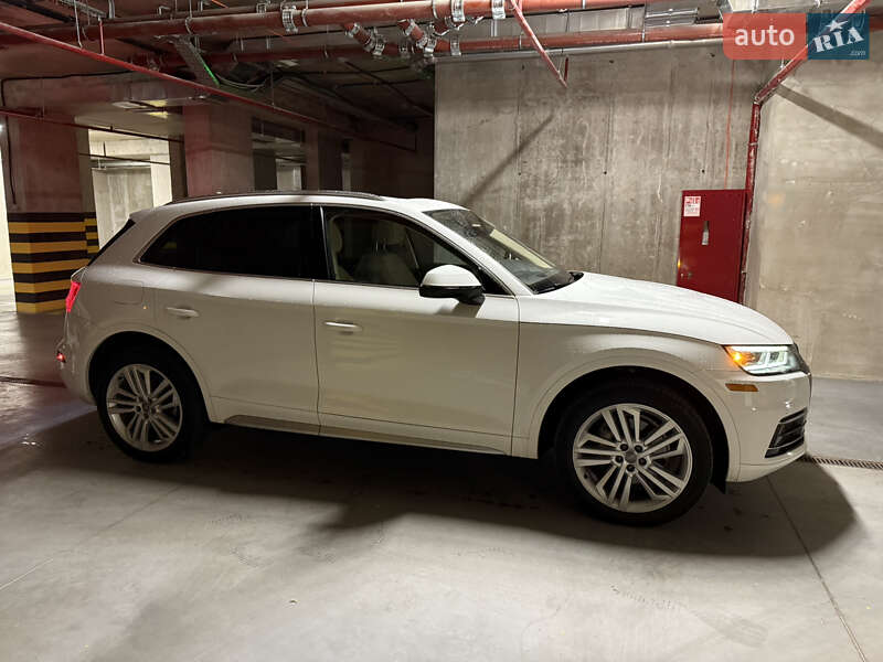 Позашляховик / Кросовер Audi Q5 2017 в Рівному фото 5 Позашляховик / Кросовер Audi Q5 2017 в Рівному