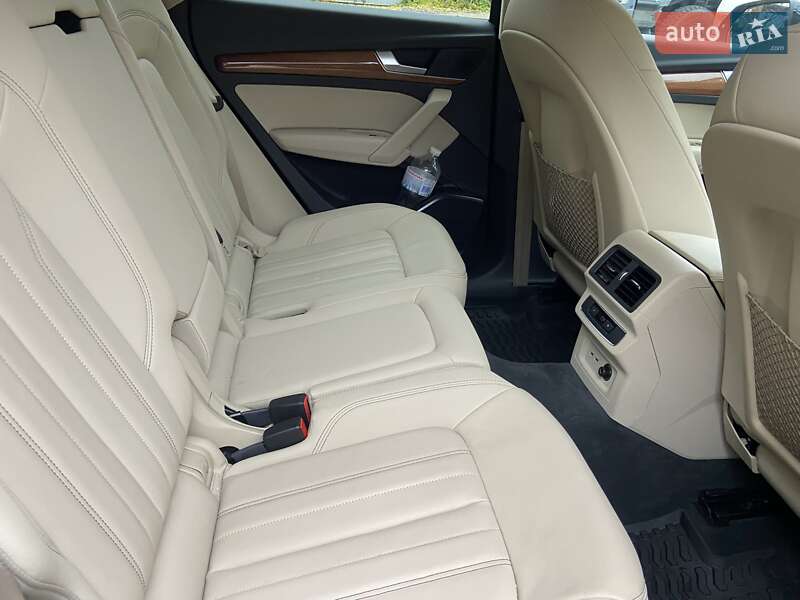 Позашляховик / Кросовер Audi Q5 2020 в Києві фото 8 Позашляховик / Кросовер Audi Q5 2020 в Києві