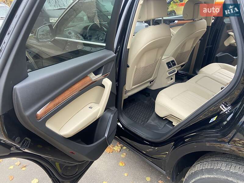 Позашляховик / Кросовер Audi Q5 2020 в Києві фото 9 Позашляховик / Кросовер Audi Q5 2020 в Києві