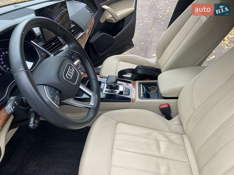 Позашляховик / Кросовер Audi Q5 2020 в Києві фото 12 Позашляховик / Кросовер Audi Q5 2020 в Києві