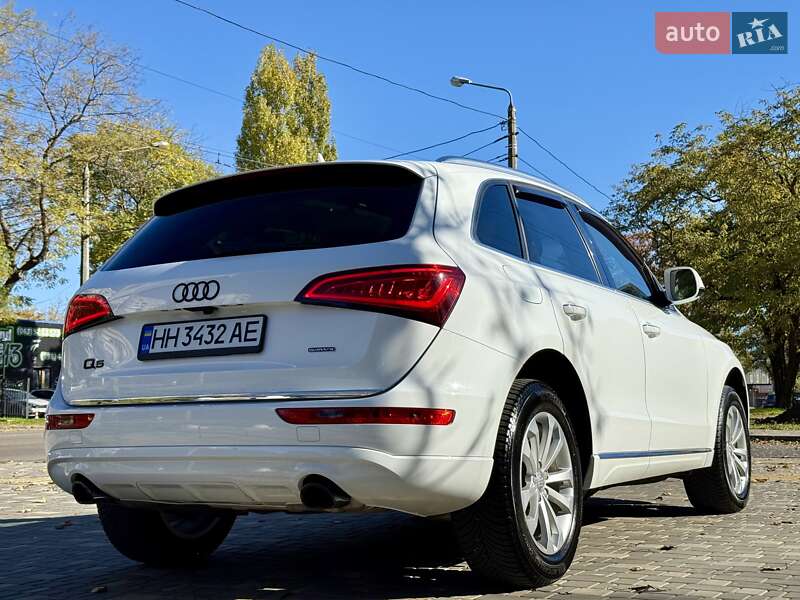Внедорожник / Кроссовер Audi Q5 2016 в Одессе
