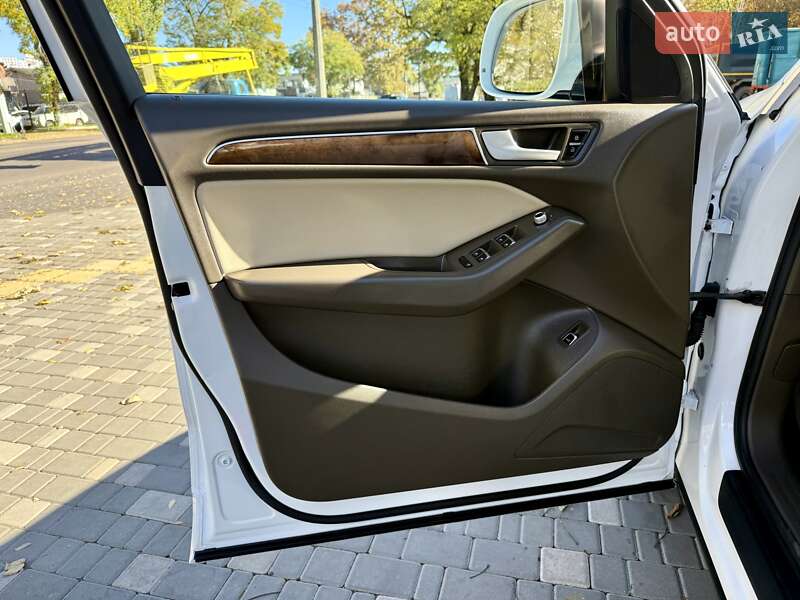 Внедорожник / Кроссовер Audi Q5 2016 в Одессе