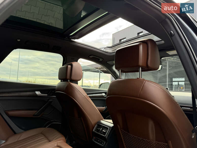 Позашляховик / Кросовер Audi Q5 2018 в Дубні фото 77 Позашляховик / Кросовер Audi Q5 2018 в Дубні