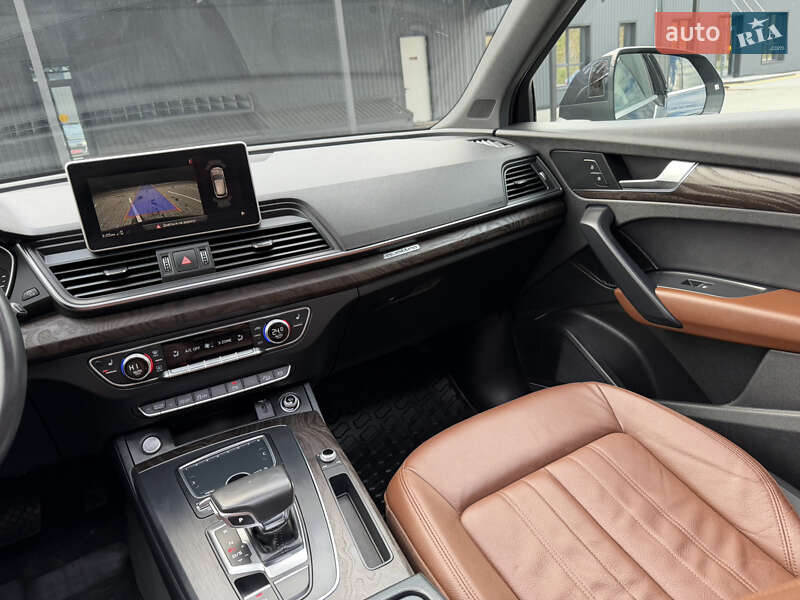 Позашляховик / Кросовер Audi Q5 2018 в Дубні фото 80 Позашляховик / Кросовер Audi Q5 2018 в Дубні