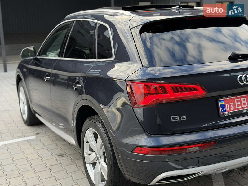 Позашляховик / Кросовер Audi Q5 2018 в Дубні фото 102 Позашляховик / Кросовер Audi Q5 2018 в Дубні
