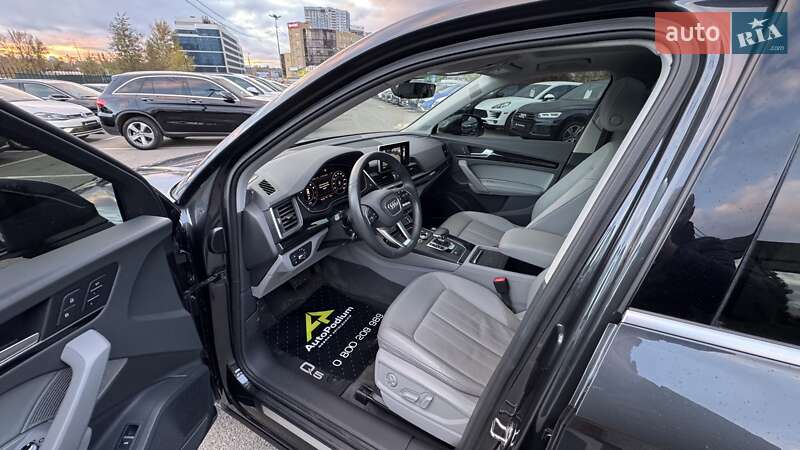 Позашляховик / Кросовер Audi Q5 2019 в Києві фото 15 Позашляховик / Кросовер Audi Q5 2019 в Києві