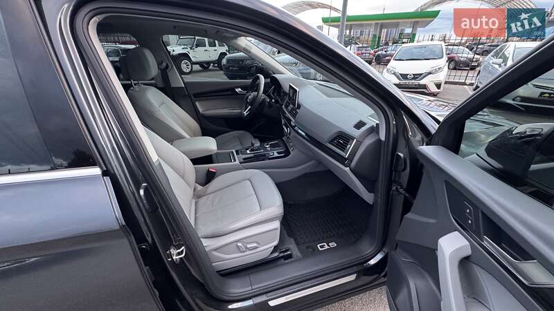 Позашляховик / Кросовер Audi Q5 2019 в Києві фото 20 Позашляховик / Кросовер Audi Q5 2019 в Києві