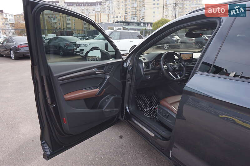 Позашляховик / Кросовер Audi Q5 2019 в Одесі фото 17 Позашляховик / Кросовер Audi Q5 2019 в Одесі