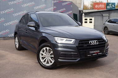 Внедорожник / Кроссовер Audi Q5 2019 в Одессе