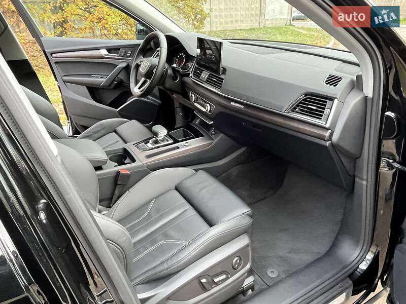 Позашляховик / Кросовер Audi Q5 2023 в Києві