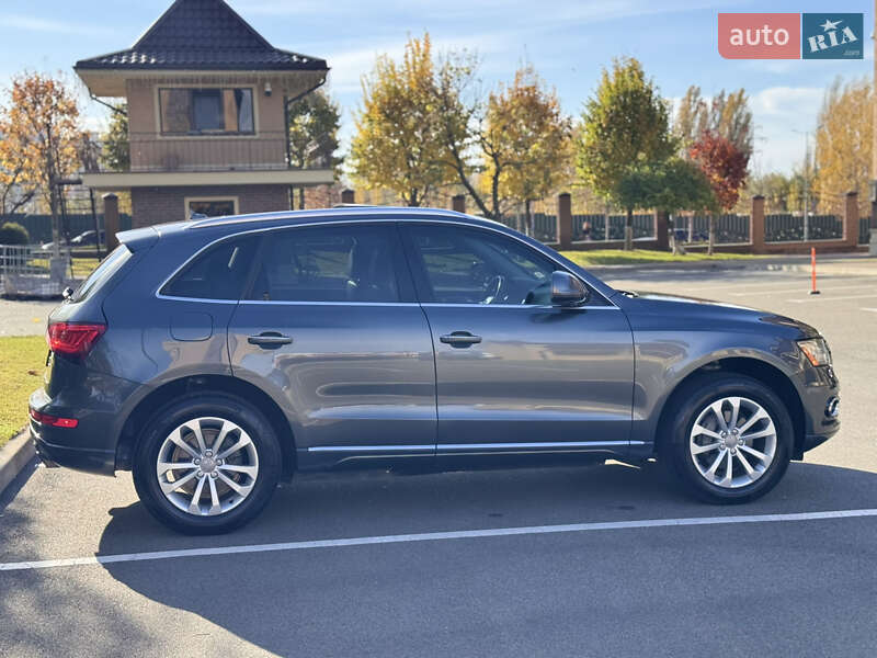 Позашляховик / Кросовер Audi Q5 2016 в Києві