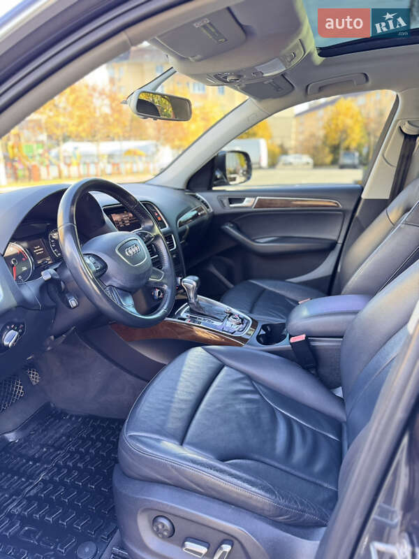 Позашляховик / Кросовер Audi Q5 2016 в Києві