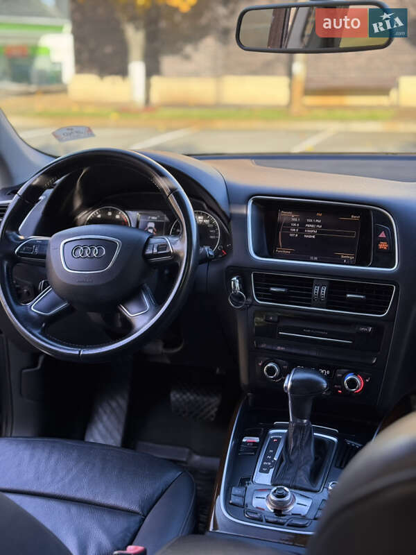 Позашляховик / Кросовер Audi Q5 2016 в Києві