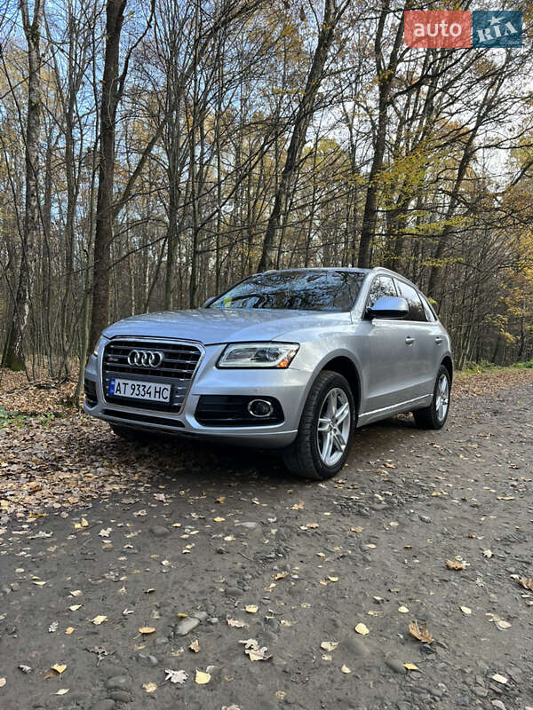 Позашляховик / Кросовер Audi Q5 2015 в Івано-Франківську