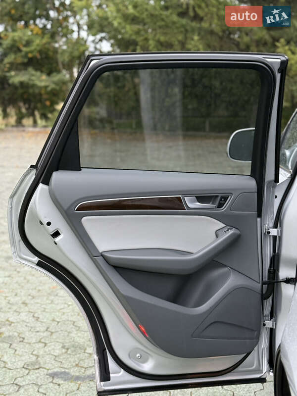 Внедорожник / Кроссовер Audi Q5 2013 в Дубно