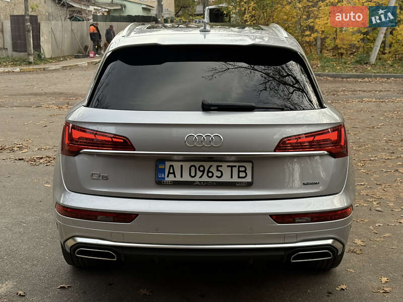 Внедорожник / Кроссовер Audi Q5 2022 в Киеве