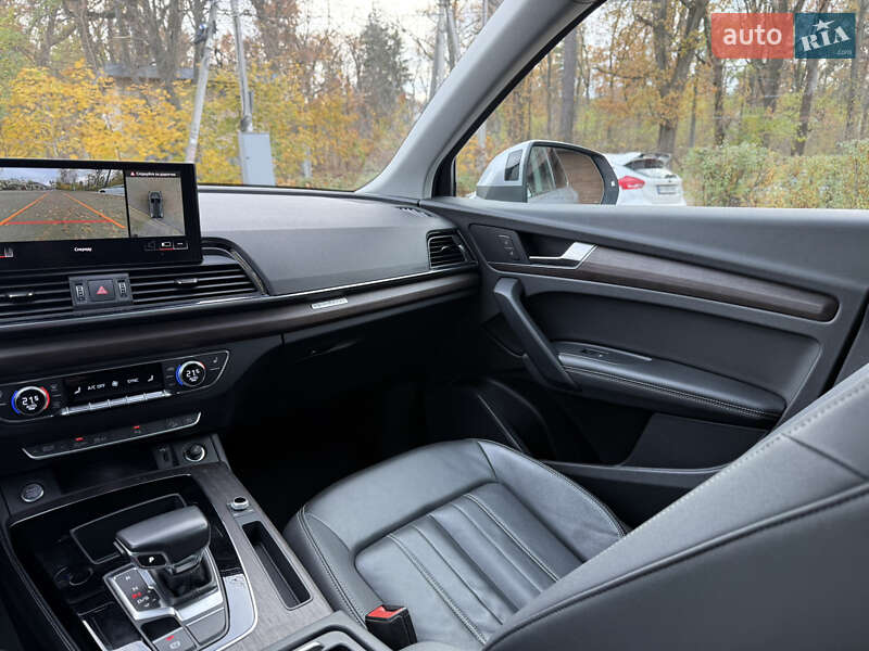 Внедорожник / Кроссовер Audi Q5 2022 в Киеве