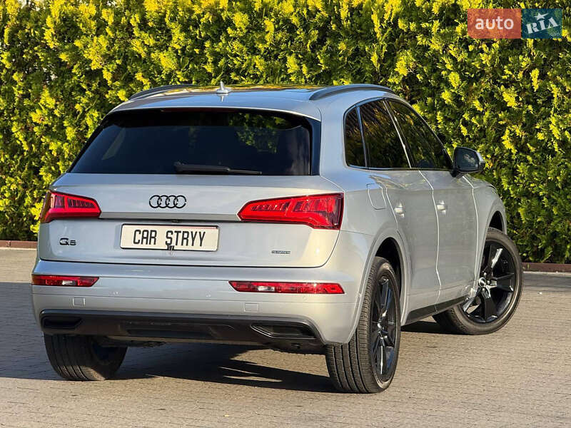 Позашляховик / Кросовер Audi Q5 2018 в Стрию