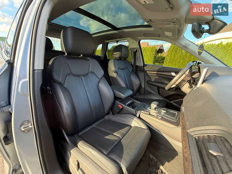 Позашляховик / Кросовер Audi Q5 2018 в Стрию