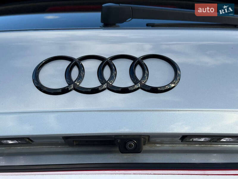 Позашляховик / Кросовер Audi Q5 2018 в Стрию