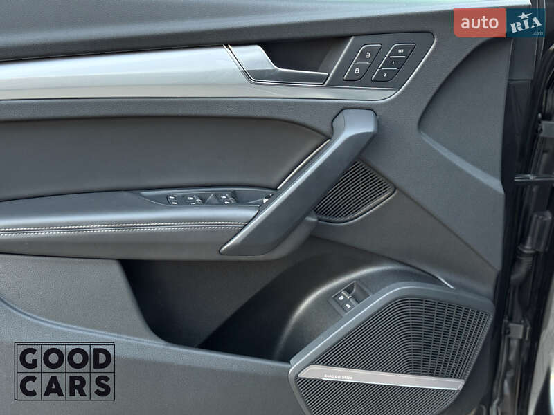 Позашляховик / Кросовер Audi Q5 2020 в Одесі