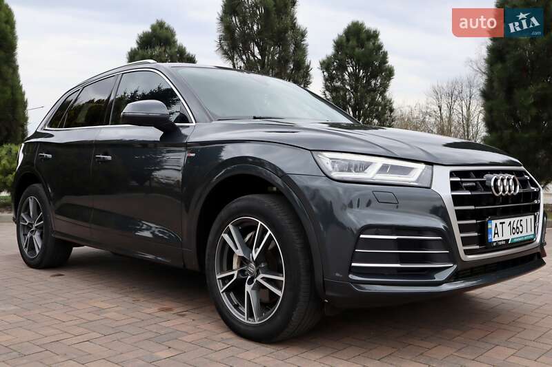 Внедорожник / Кроссовер Audi Q5 2019 в Ивано-Франковске