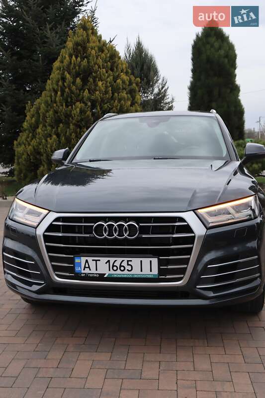 Внедорожник / Кроссовер Audi Q5 2019 в Ивано-Франковске