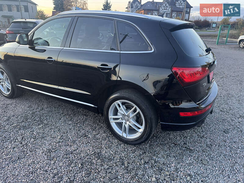 Позашляховик / Кросовер Audi Q5 2016 в Луцьку