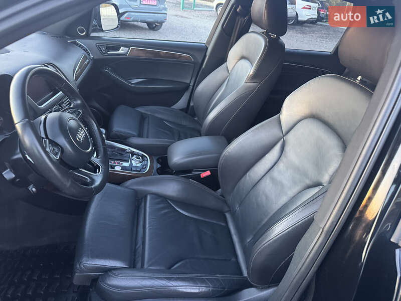 Позашляховик / Кросовер Audi Q5 2016 в Луцьку