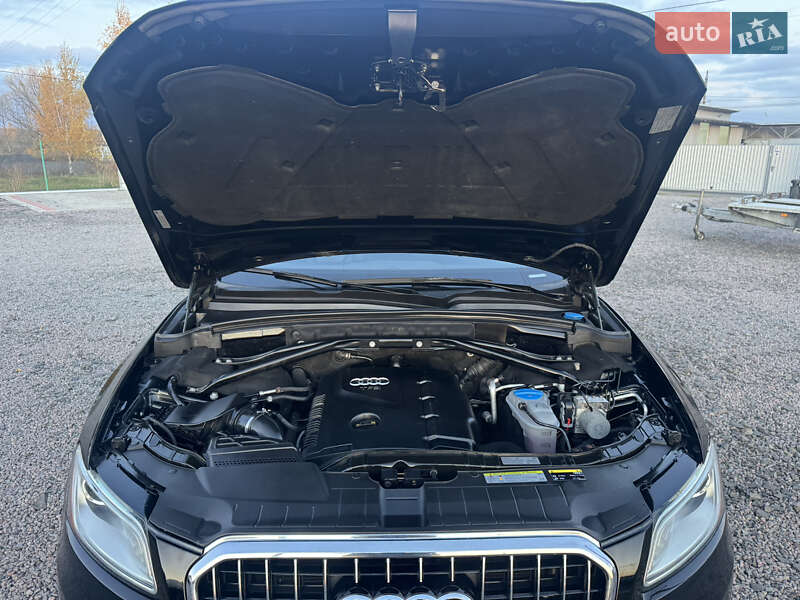 Позашляховик / Кросовер Audi Q5 2016 в Луцьку