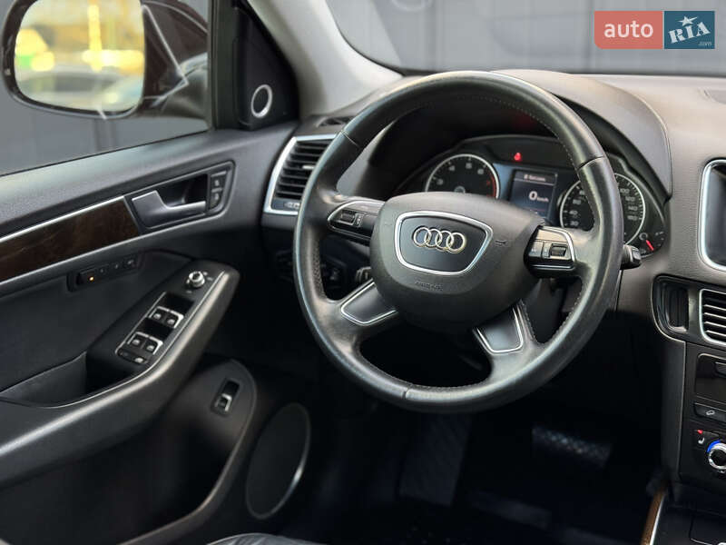 Позашляховик / Кросовер Audi Q5 2013 в Луцьку